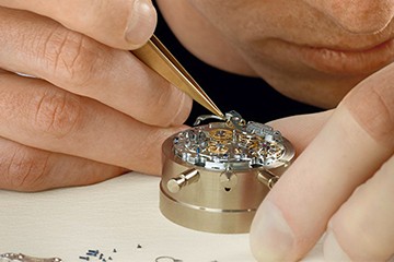 青岛劳力士手表特约维修